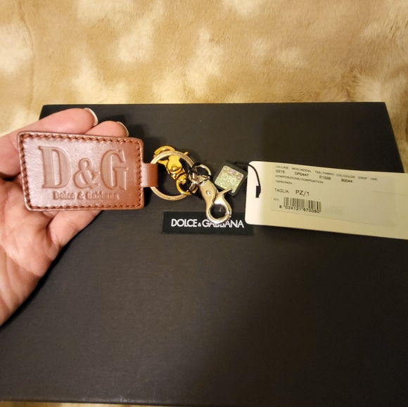 DOLCE & GABBANA D&G Keychain Unisex Leather Metal Ring Hook Logo Keyring - Picture 2 of 5